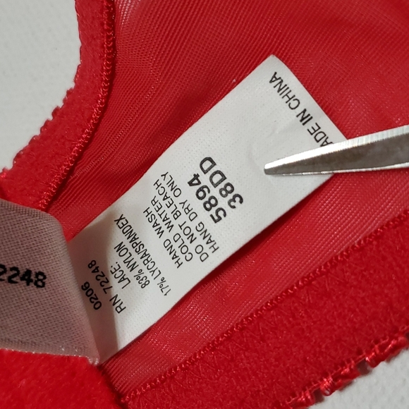 Bra & Panty Set Sizes 38DD/1x Red Lace By Felina Lingerie & Donna Loren - Picture 4 of 16